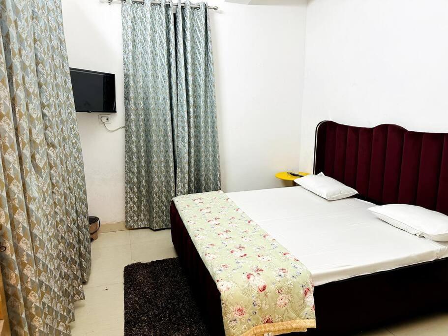Ajnara Apartment Varanasi